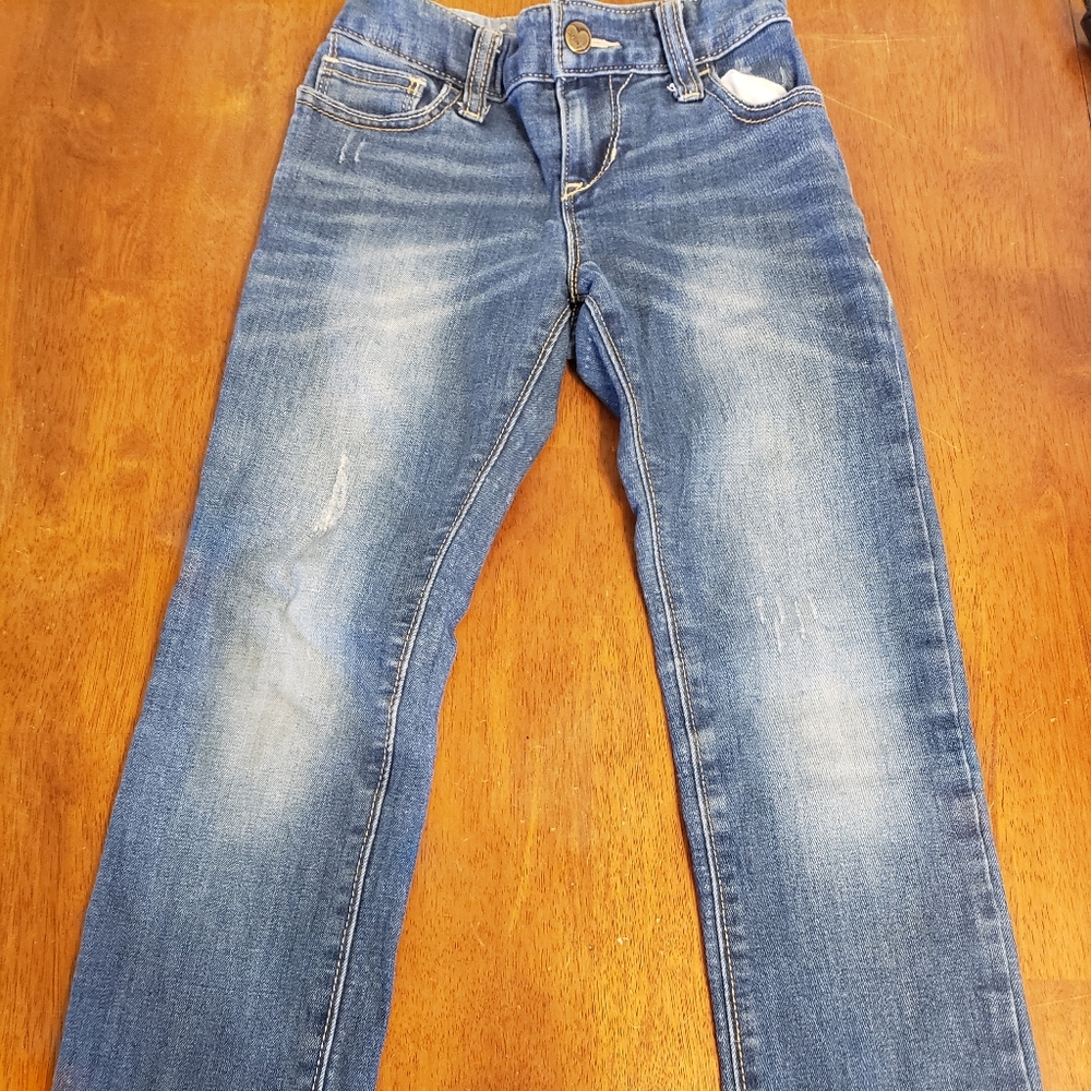 Girls Old Navy distressed jeans